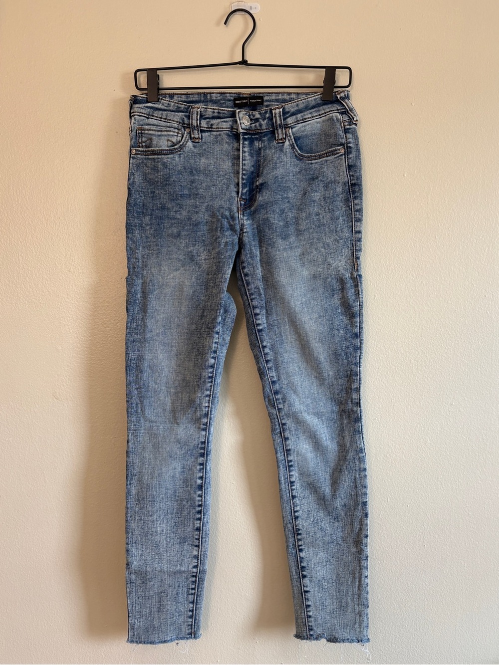 True Religion Jennie Curvy Mid Rise Skinny Jeans - Women’s size 27